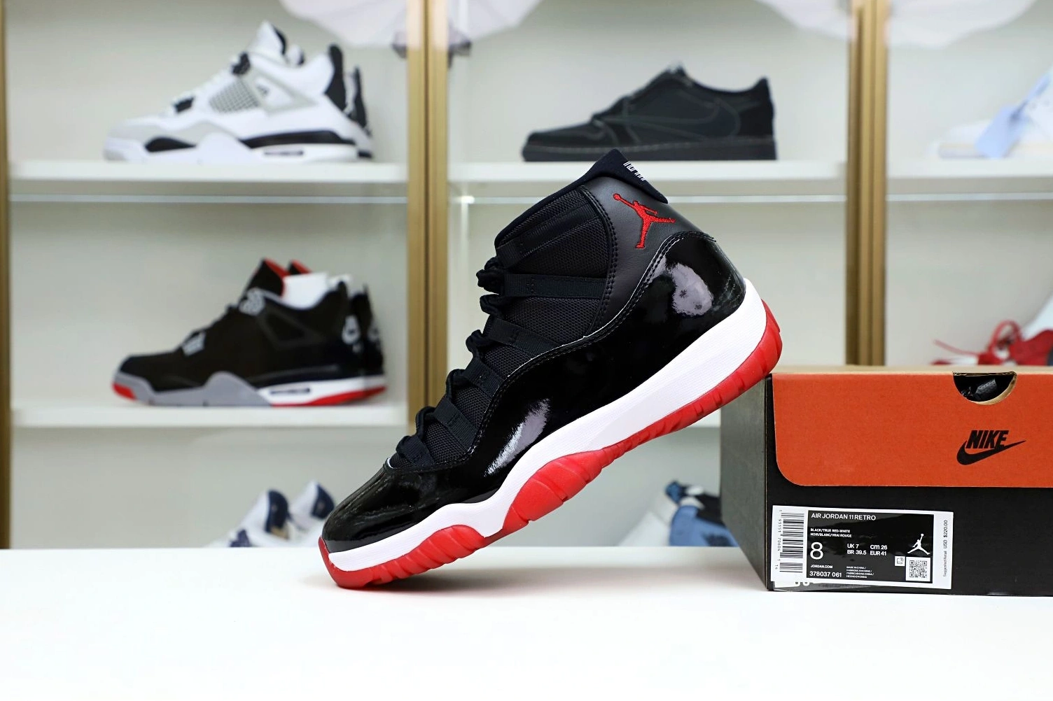 RETRO AIR 2019 11 'BRED' JORDAN 0109